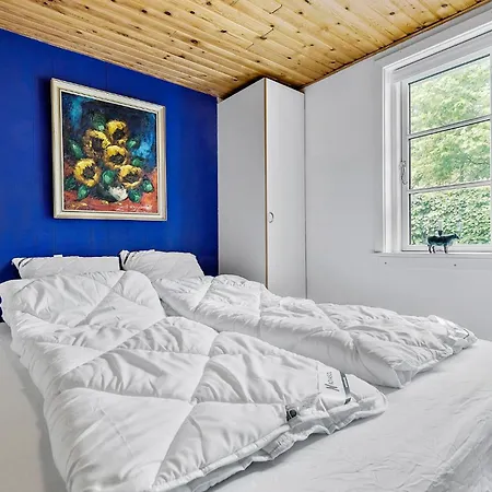 3 Bedroom Beautiful In Casa vacanze *