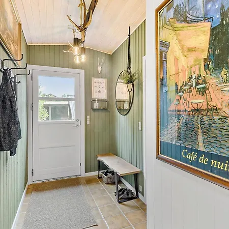 Casa vacanze 3 Bedroom Beautiful In Ebeltoft